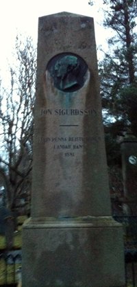 Sigurdsson's grave.